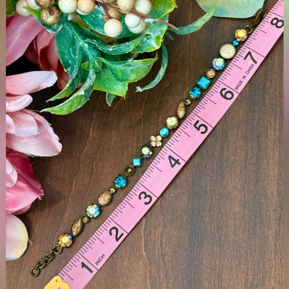 Lovely Sorrelli Vintage Handcrafted Bracelet - Picture 10 of 16